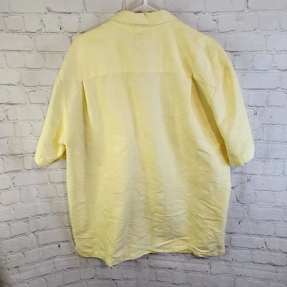 Men's Joe Marlin button down shirt, size Large